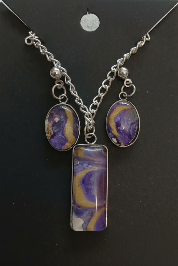 Purple & Gold Pendant with Earrings