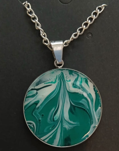 Green Flow Pendant
